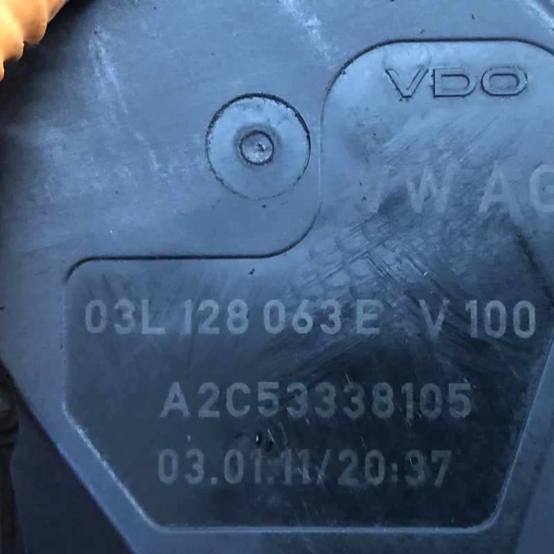 Clapeta de acceleratie / Audi A4 B8 2011 / Motor, racire si evacuare