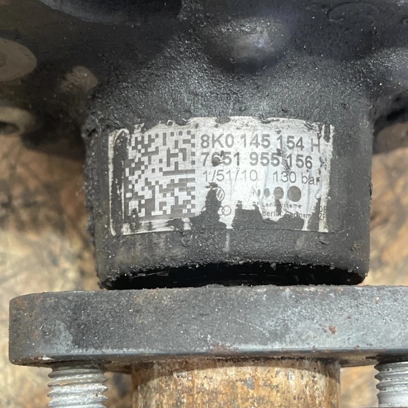 Pompa servo / Audi A4 B8 2011 / Directie si suspensie