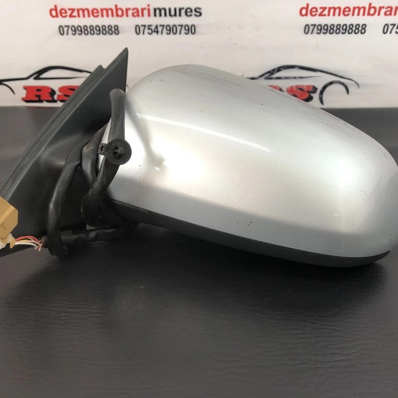 Oglinda stanga rabatabila electric / Audi A4 B7 2006 / Caroserie, oglinzi si faruri