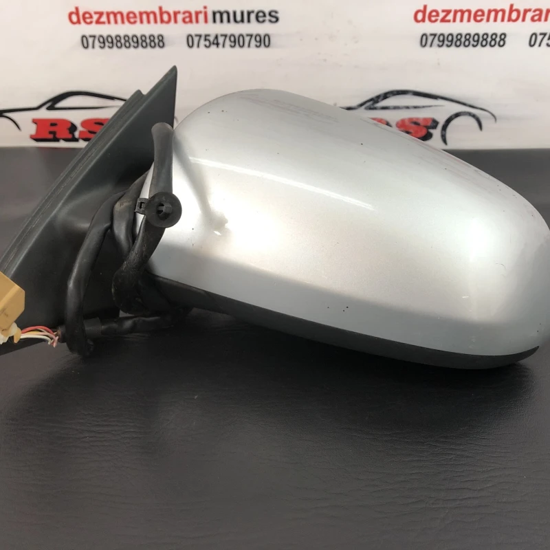 Oglinda stanga rabatabila electric / Audi A4 B7 2006 / Caroserie, oglinzi si faruri