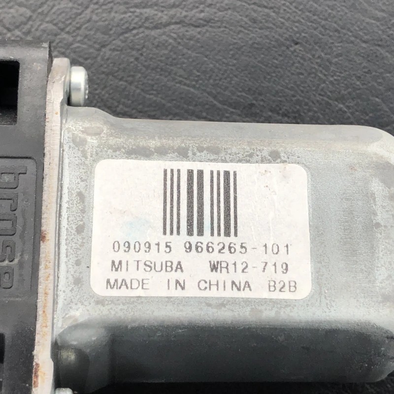 Motoras geam dreapta spate / Volvo V70 V70 2010 / Audio si electronice