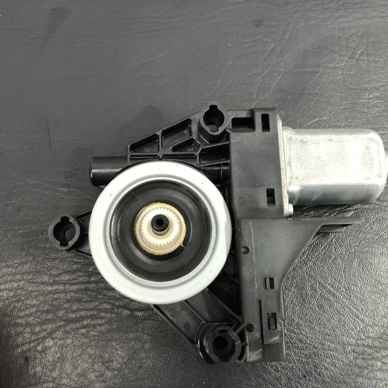 Motoras geam stanga spate Volvo V70 V70 2010