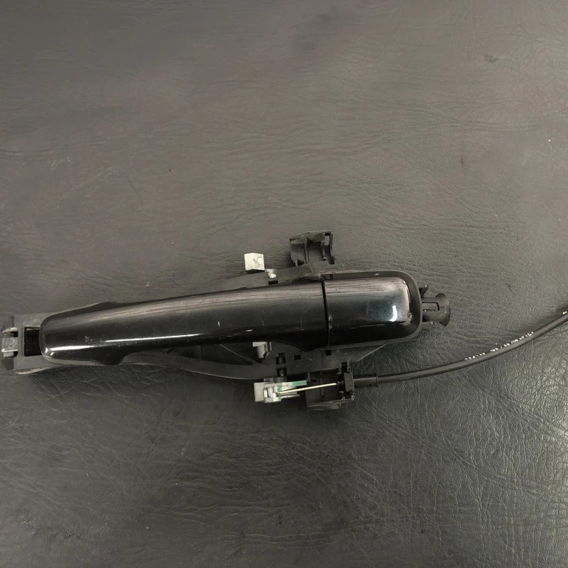 Maner usa Dreapta spate / Volvo V70 V70 2010 / Caroserie, oglinzi si faruri