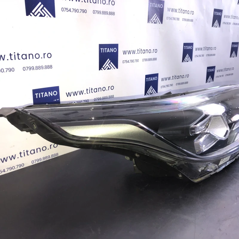 Far dreapta / Kia Ceed Ceed 2020 / Caroserie, oglinzi si faruri