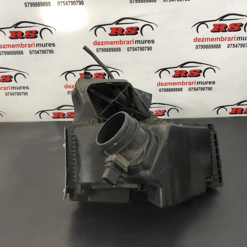 Carcasa filtru aer / Audi A4 B8 2009 / Motor, racire si evacuare