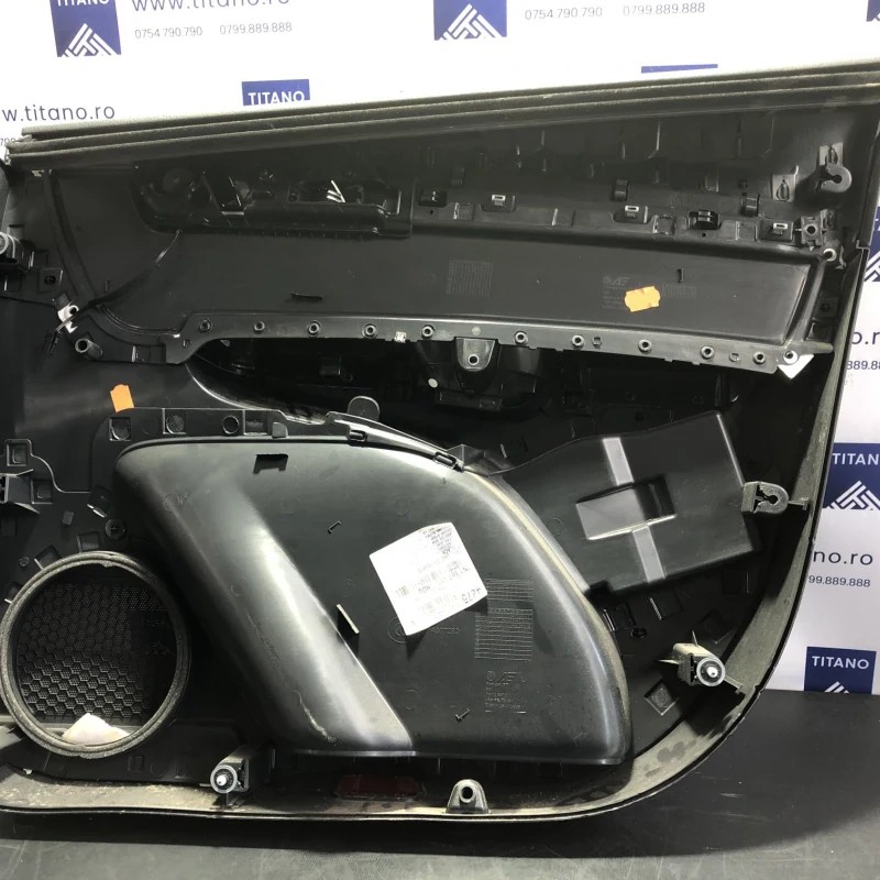 Panou tapiterie usa stanga fata / Volkswagen Sharan 7N 2013 / Interior
