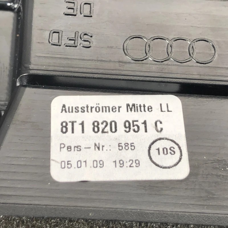 Grila aer bord / Audi A4 B8 2009 / Interior