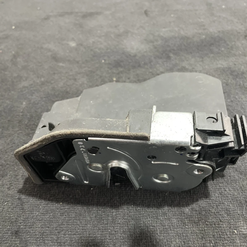 Iala broasca usa dreapta spate / BMW X3 F25 2011 / Caroserie, oglinzi si faruri