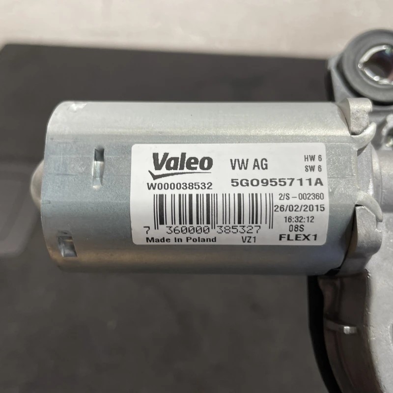 Motoras stergator haion / Volkswagen Passat B8 2015 / Audio si electronice