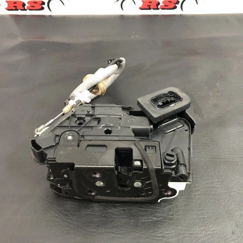 Iala broasca usa dreapta spate Volkswagen Passat B8 2015