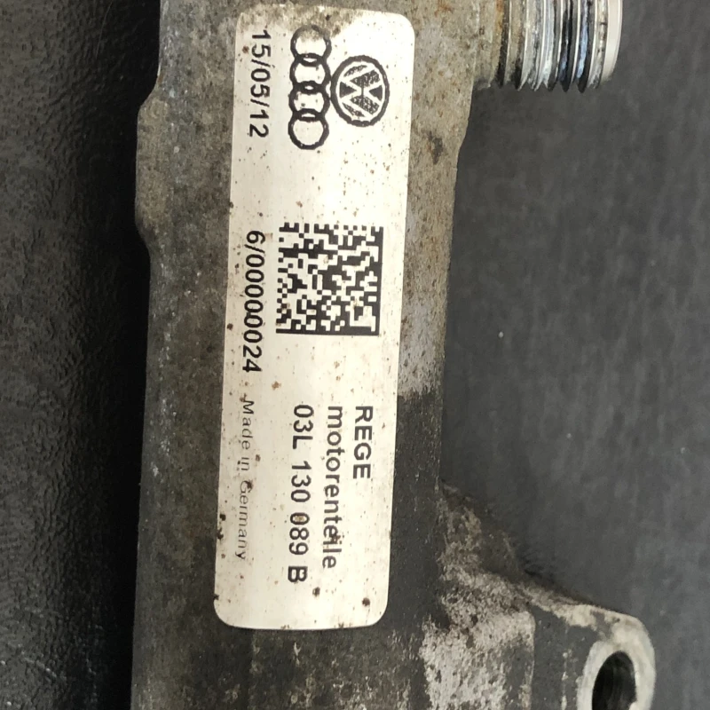 Rampa injectoare cu senzor / Volkswagen Caddy 2K 2013 / Motor, racire si evacuare