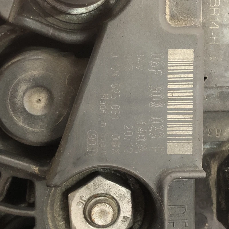 Alternator / Volkswagen Caddy 2K 2013 / Motor, racire si evacuare