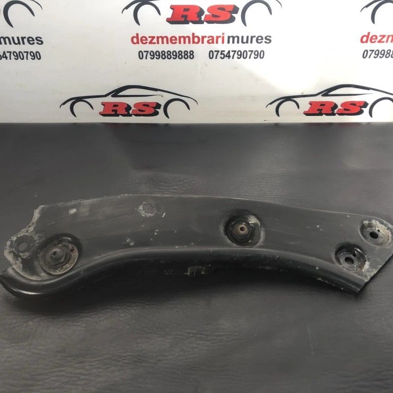 Suport far trager stanga / Volkswagen Caddy 2K 2013 / Caroserie, oglinzi si faruri