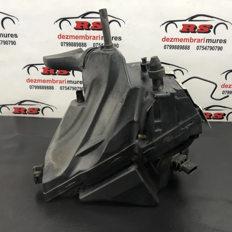 Carcasa filtru aer / Audi A4 B8 2009 / Motor, racire si evacuare