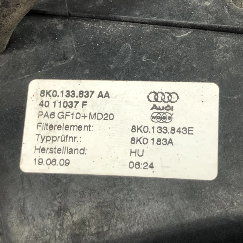 Carcasa filtru aer / Audi A4 B8 2009 / Motor, racire si evacuare