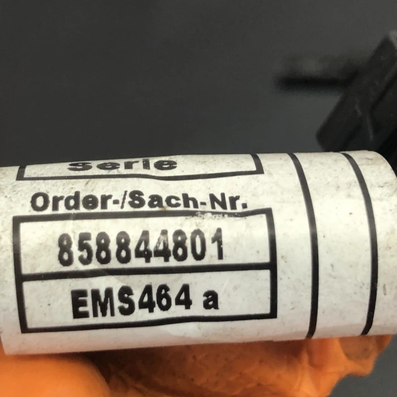 Instalatie bujii incandescente / BMW Seria 3 F30 2017 / Audio si electronice