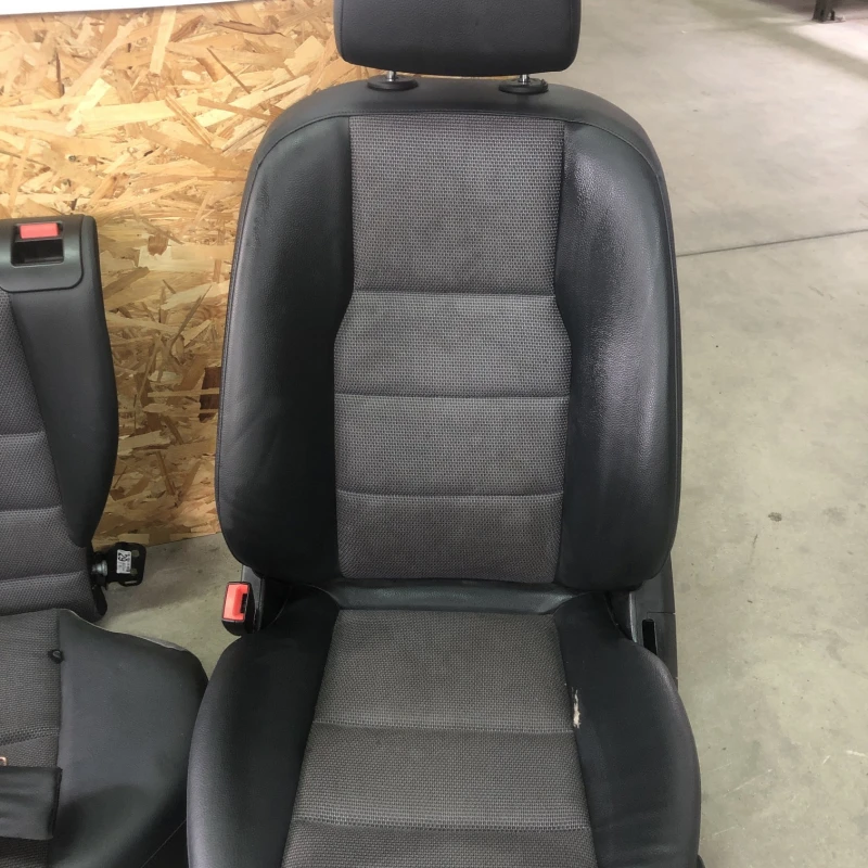 Scaune fata spate interior / Mercedes-Benz C Class W204 2011 / Interior