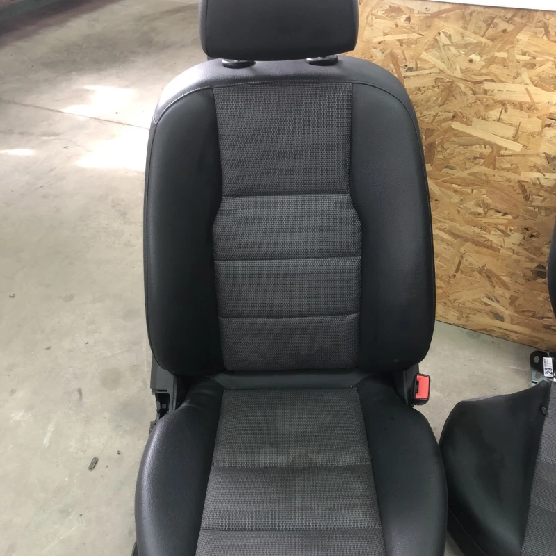 Scaune fata spate interior / Mercedes-Benz C Class W204 2011 / Interior