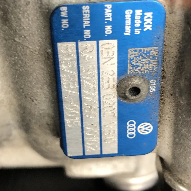 Turbosuflanta turbo turbina / Volkswagen Passat B8 2016 / Motor, racire si evacuare