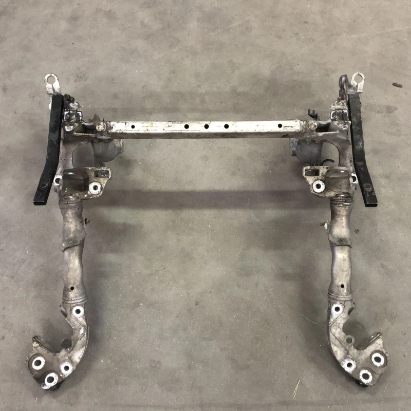 Punte fata / Audi A4 B8 2011 / Directie si suspensie