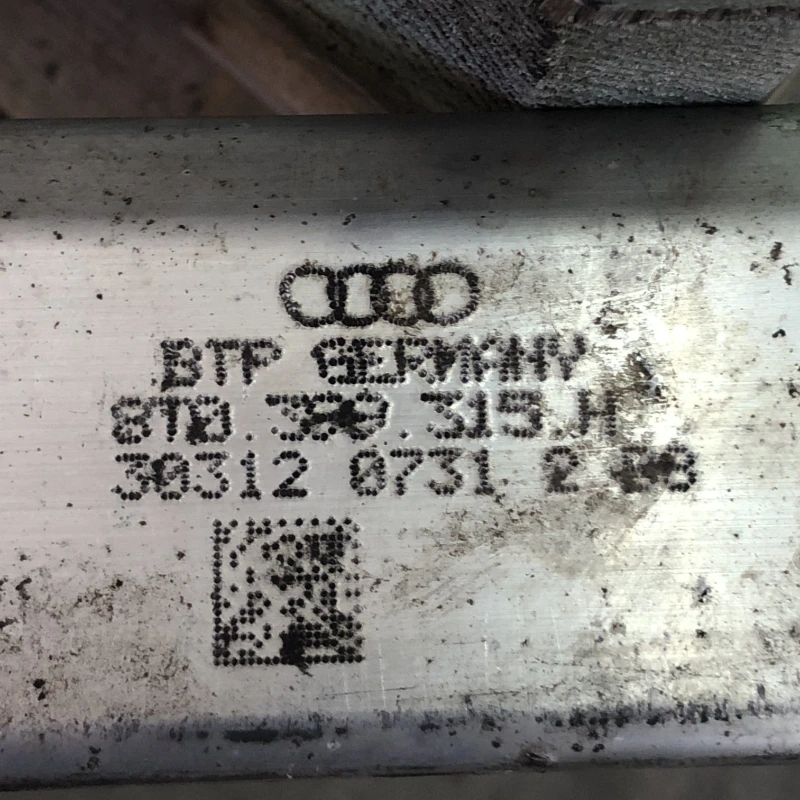 Punte fata / Audi A4 B8 2011 / Directie si suspensie