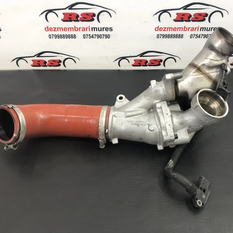 Furtun intercooler / Volkswagen Passat B8 2016 / Motor, racire si evacuare