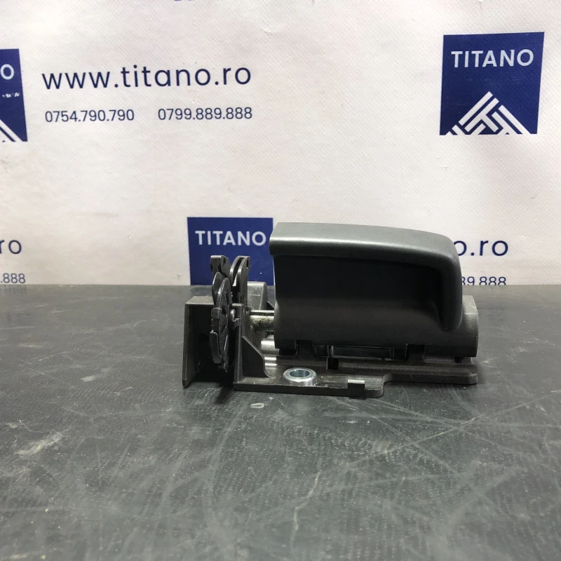 Maner usa stanga spate / Seat Alhambra 7N 2012 / Caroserie, oglinzi si faruri