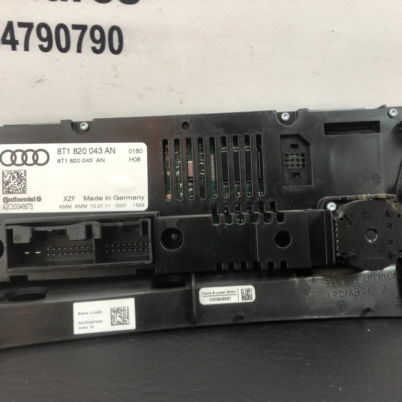Panou climatronic / Audi A4 B8 2011 / Climatizare