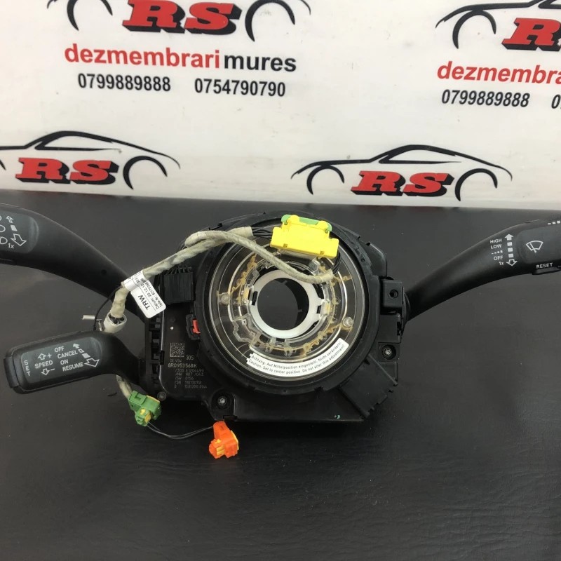 Spira volan cu manete / Audi A4 B8 2011 / Audio si electronice