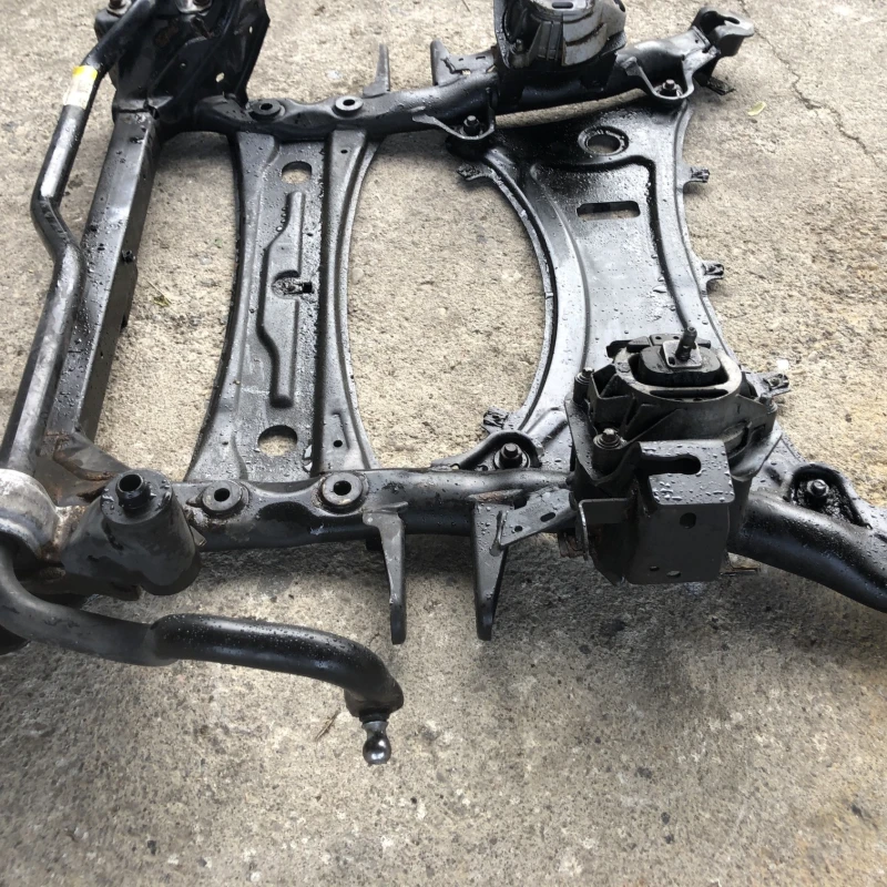 Punte fata / BMW X3 F25 2011 / Directie si suspensie