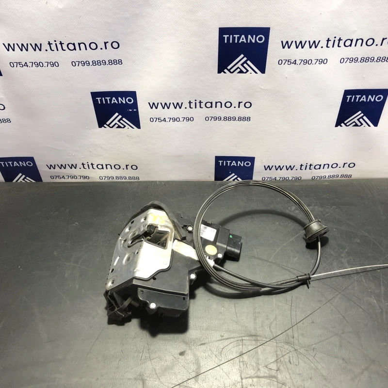 Iala broasca usa stanga spate Seat 