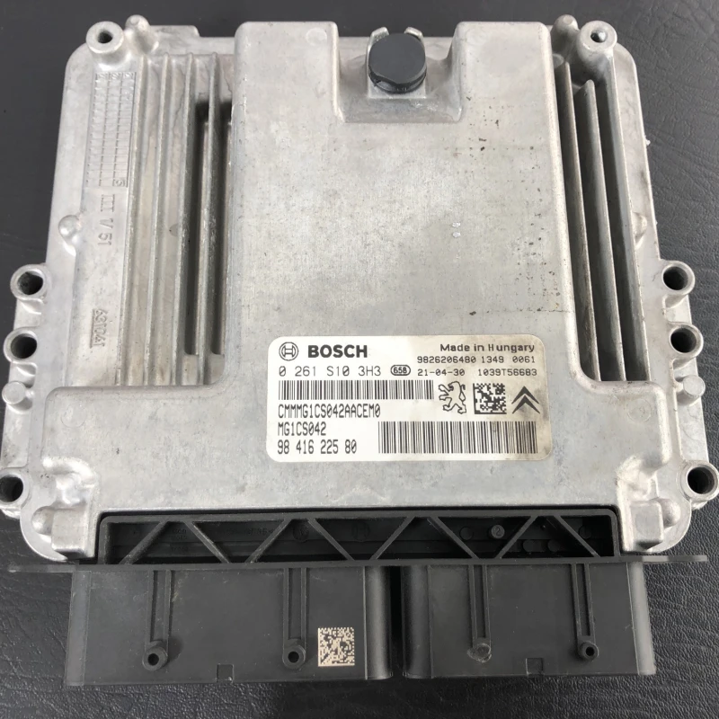 Calculator motor ecu Peugeot 