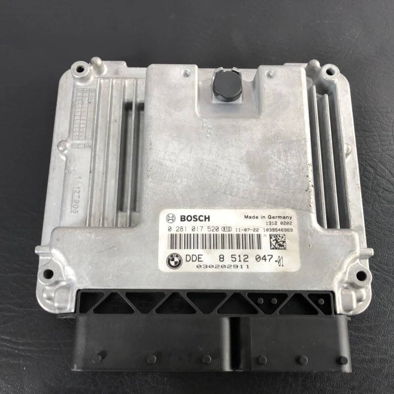 Calculator motor ecu BMW Seria 3 E91 2008