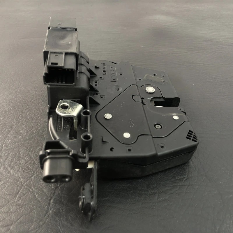 Iala broasca haion / BMW Seria 3 F31 2014 / Caroserie, oglinzi si faruri