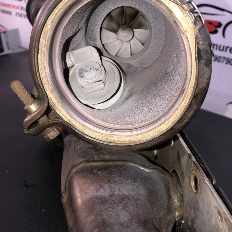 Turbosuflanta turbo turbina / BMW X3 F25 2011 / Motor, racire si evacuare