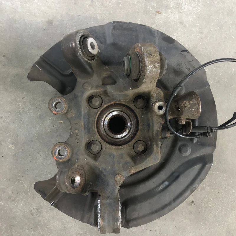 Fuzeta stanga spate / BMW X3 F25 2011 / Directie si suspensie