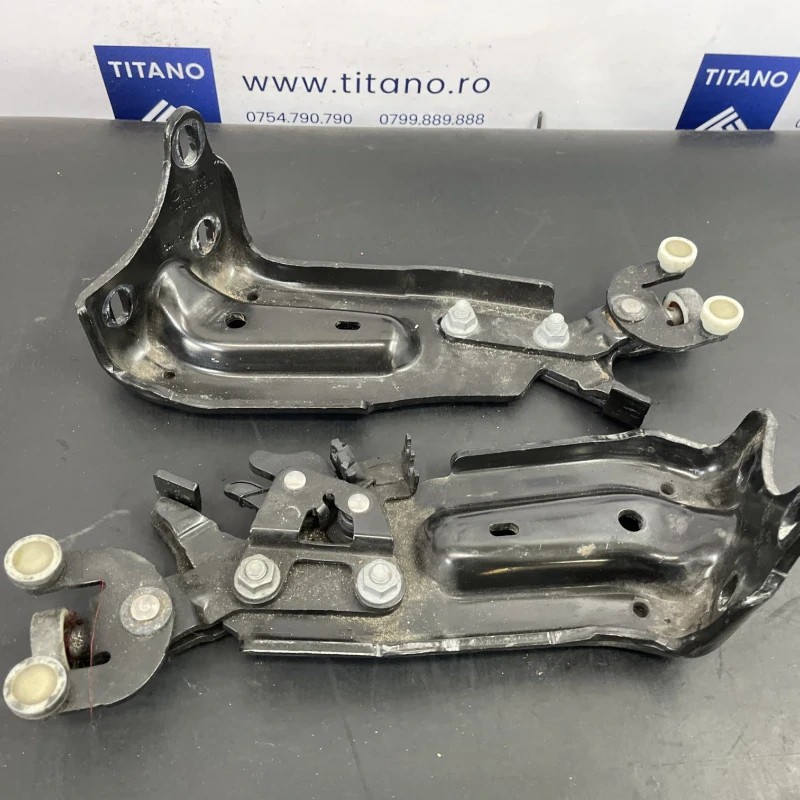 Ghidaj usa stanga spate / Seat Alhambra 7N 2012 / Caroserie, oglinzi si faruri