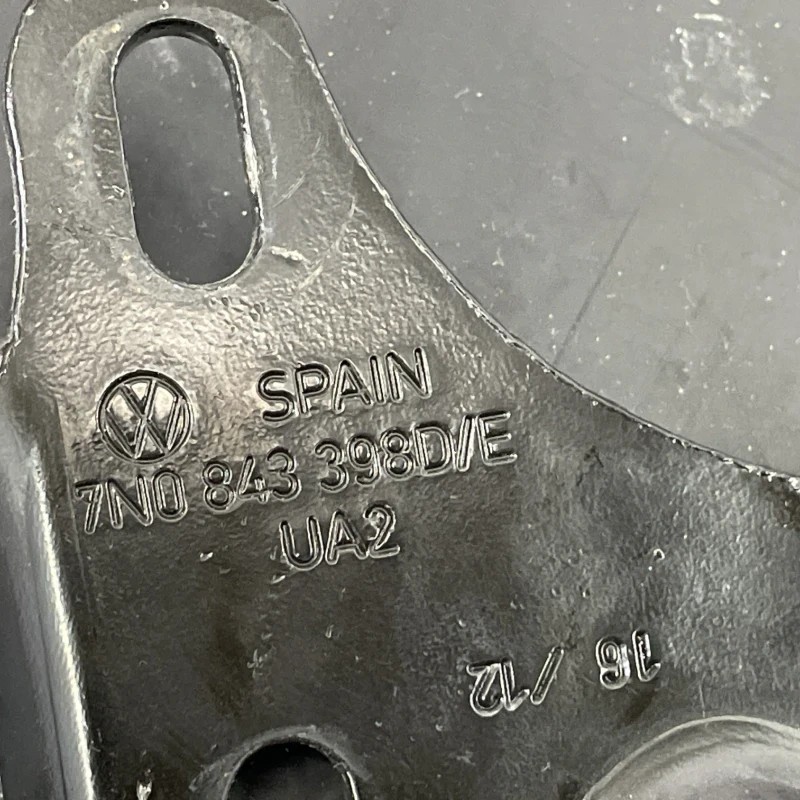 Ghidaj balama usa dreapta spate / Seat Alhambra 7N 2012 / Caroserie, oglinzi si faruri