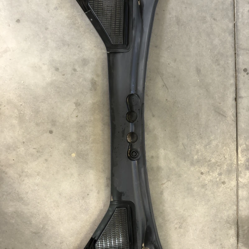 Grila stergatoare BMW 