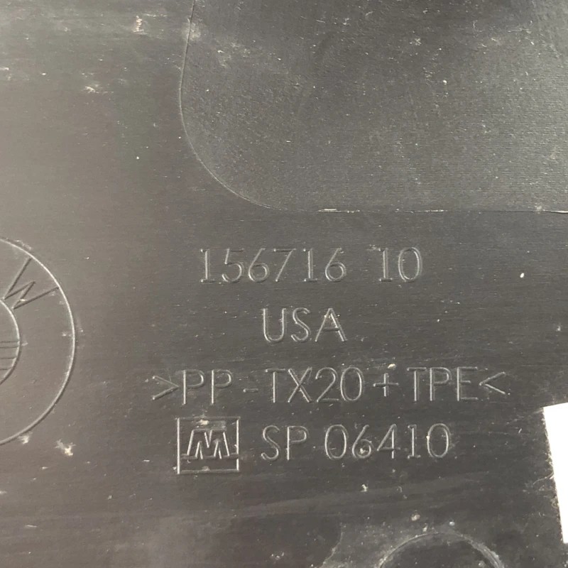 Grila stergatoare / BMW X3 F25 2011 / Caroserie, oglinzi si faruri