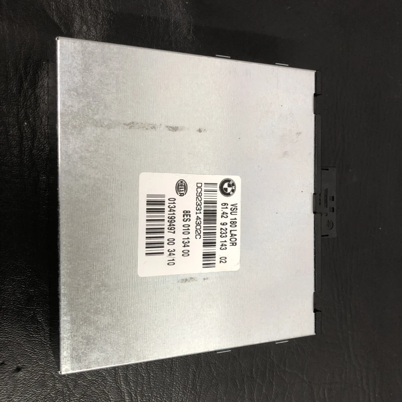Modul/Convertor voltaj baterie BMW 