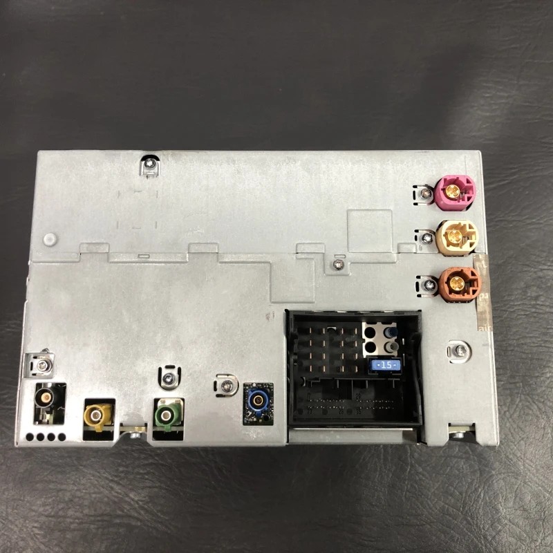 Radio CD / BMW X3 F25 2011 / Audio si electronice