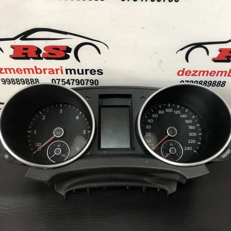 Ceas bord Volkswagen Golf MK6 2010