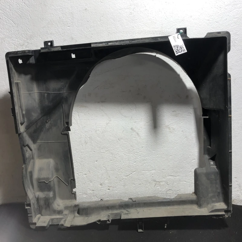 Carcasa ventilator racire Nissan 