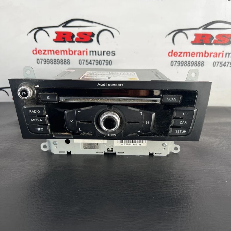 Radio CD / Audi Q5 8R 2012 / Audio si electronice