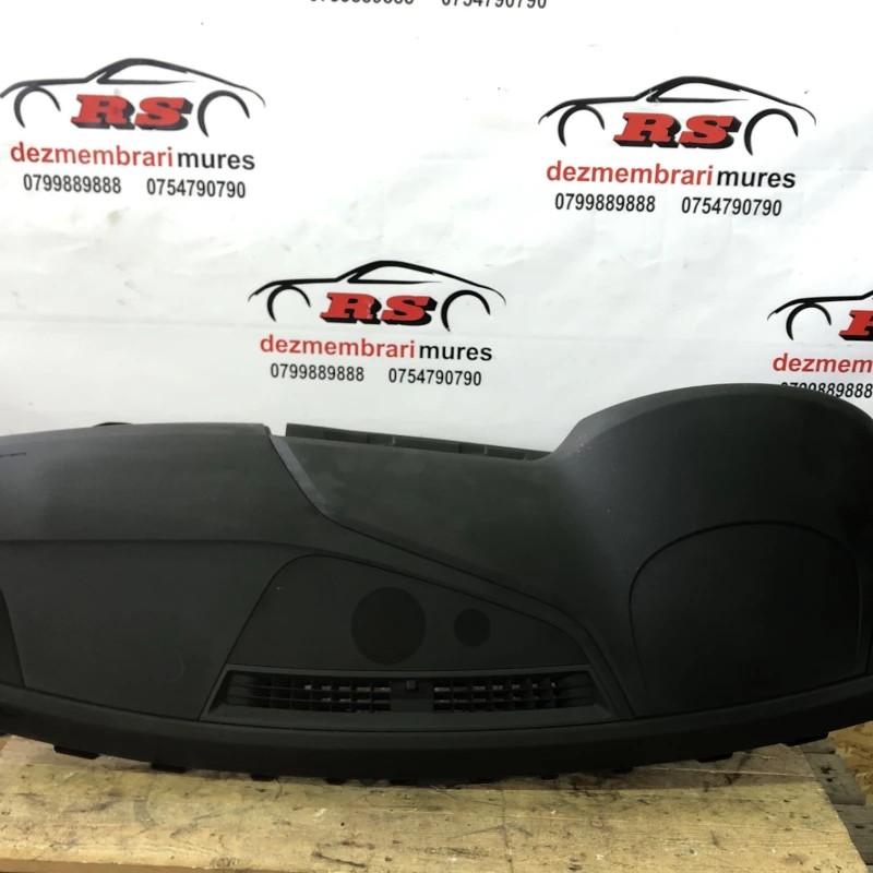 Plansa bord / Audi A4 B8 2017 / Interior