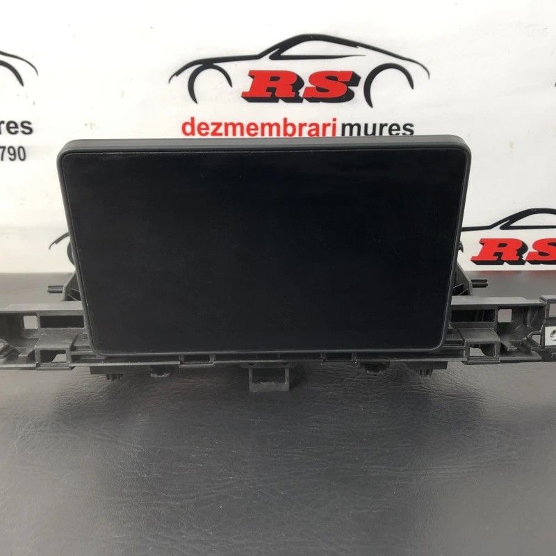 Display central / Audi A4 B8 2017 / Interior