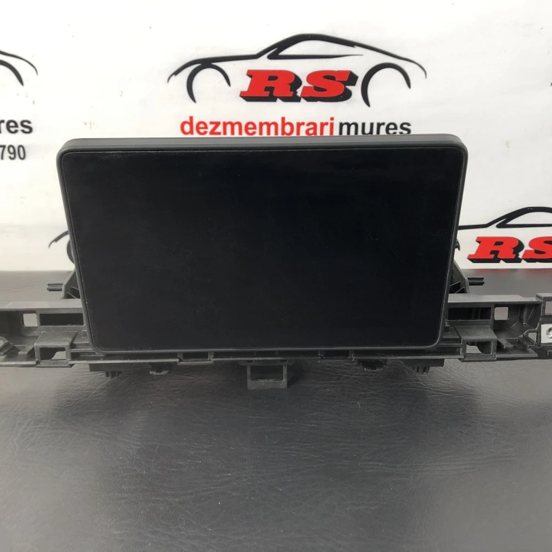 Display central Audi A4 B8 2017