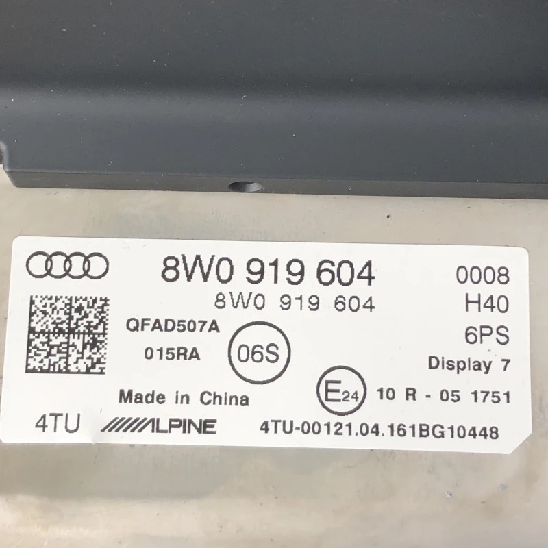 Display central / Audi A4 B8 2017 / Interior