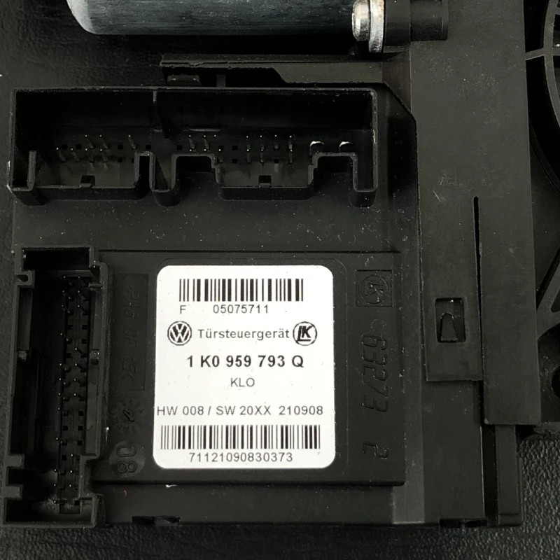 Modul/Macara geam stanga fata / Volkswagen Golf MK6 2010 / Caroserie, oglinzi si faruri